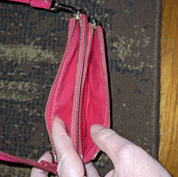 Coach Signature Wristlet Tan Canvas Pink Fuchsia Wallet - Picture 7 of 8